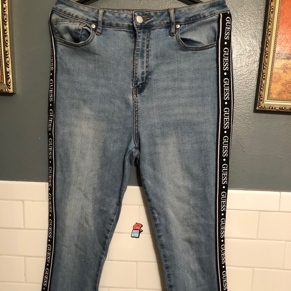 Guess High Rise Jeans - Picture 1 of 7